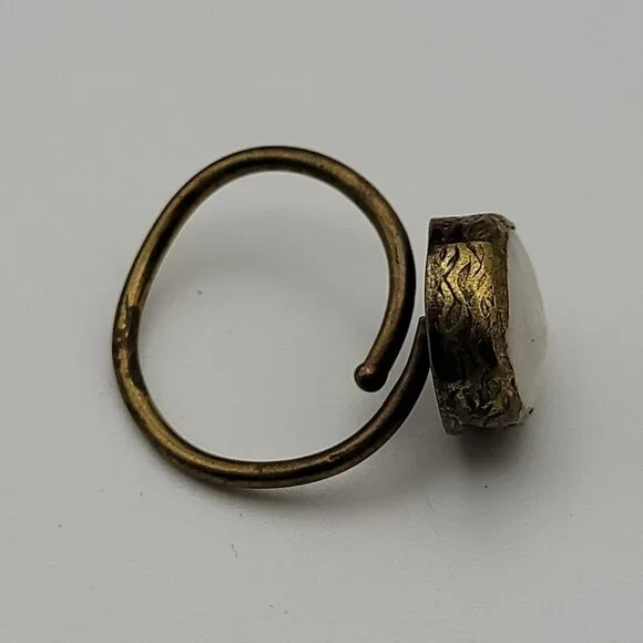Vintage Antique Brass White Freshwater Pearl Inlay Adjustable Ring OS - Picture 3 of 11